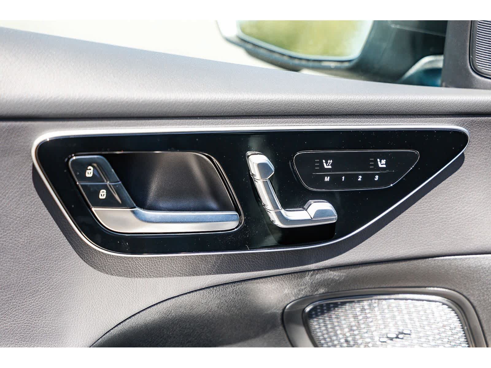 New 2025 Mercedes-Benz C 300 Sedan image 22