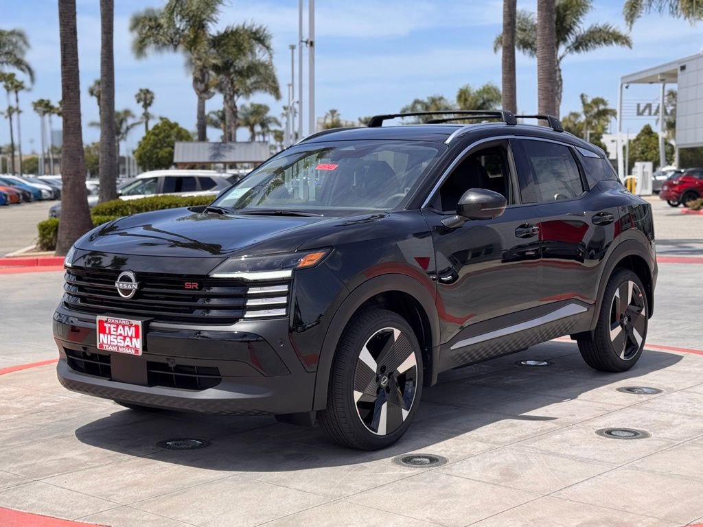 New 2025 Nissan Kicks SR video 4