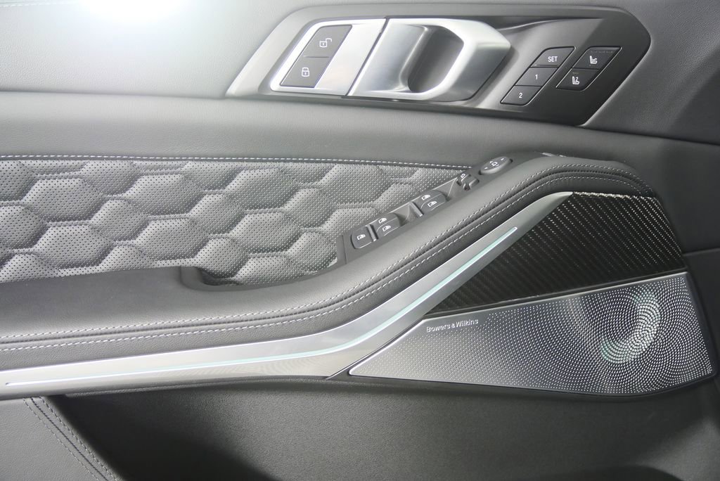 New 2026 BMW X5 M Competition w/ Executive Package image 8