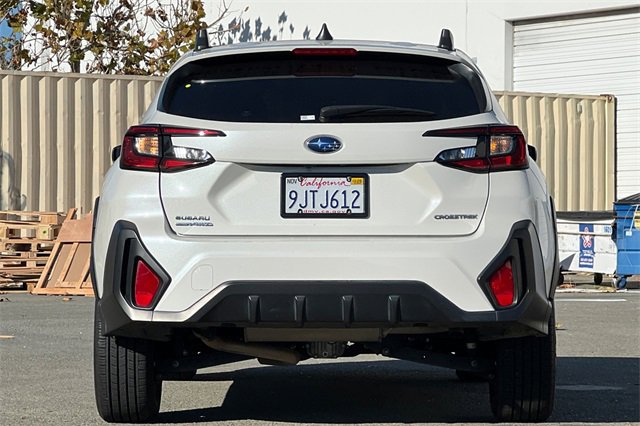 Used 2024 Subaru Crosstrek 2.0i Premium image 5