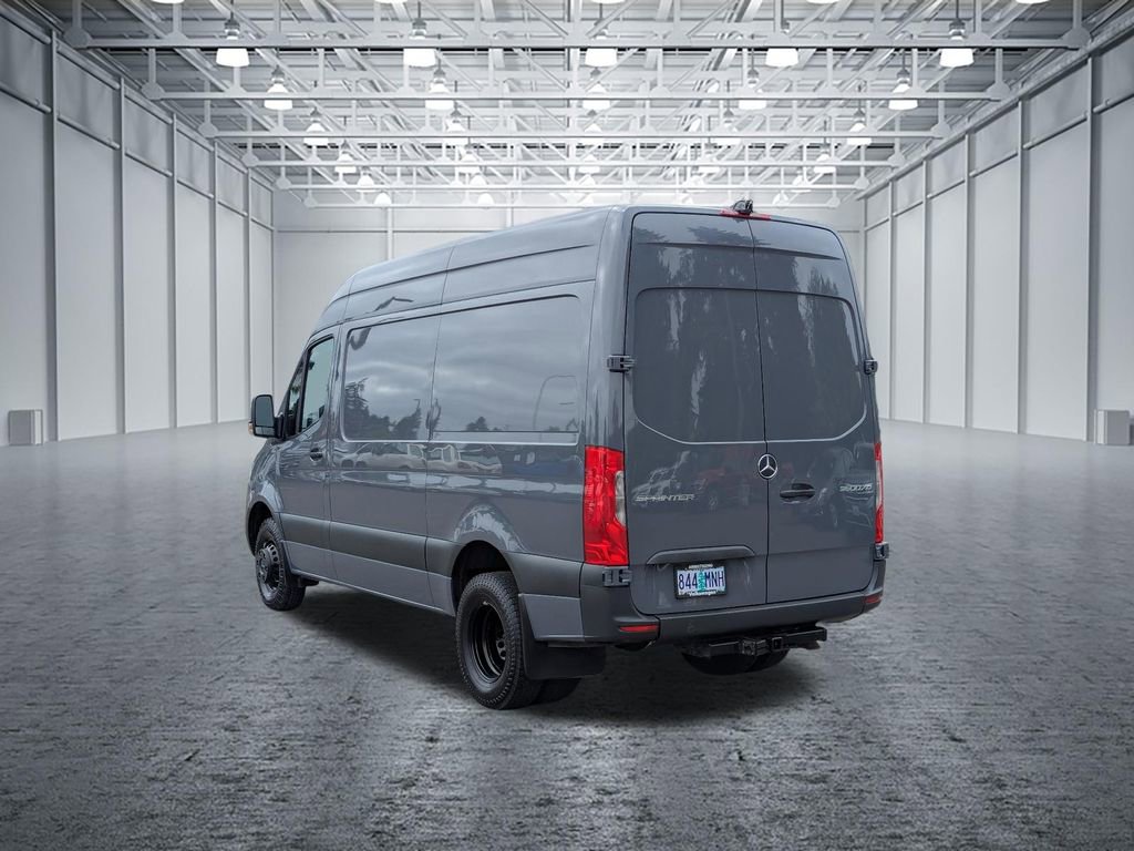 Used 2020 Mercedes-Benz Sprinter 3500 image 3