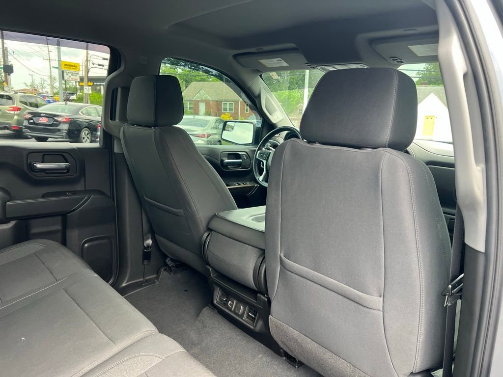 Used 2021 Chevrolet Silverado 1500 LT AWD/4WD image 24