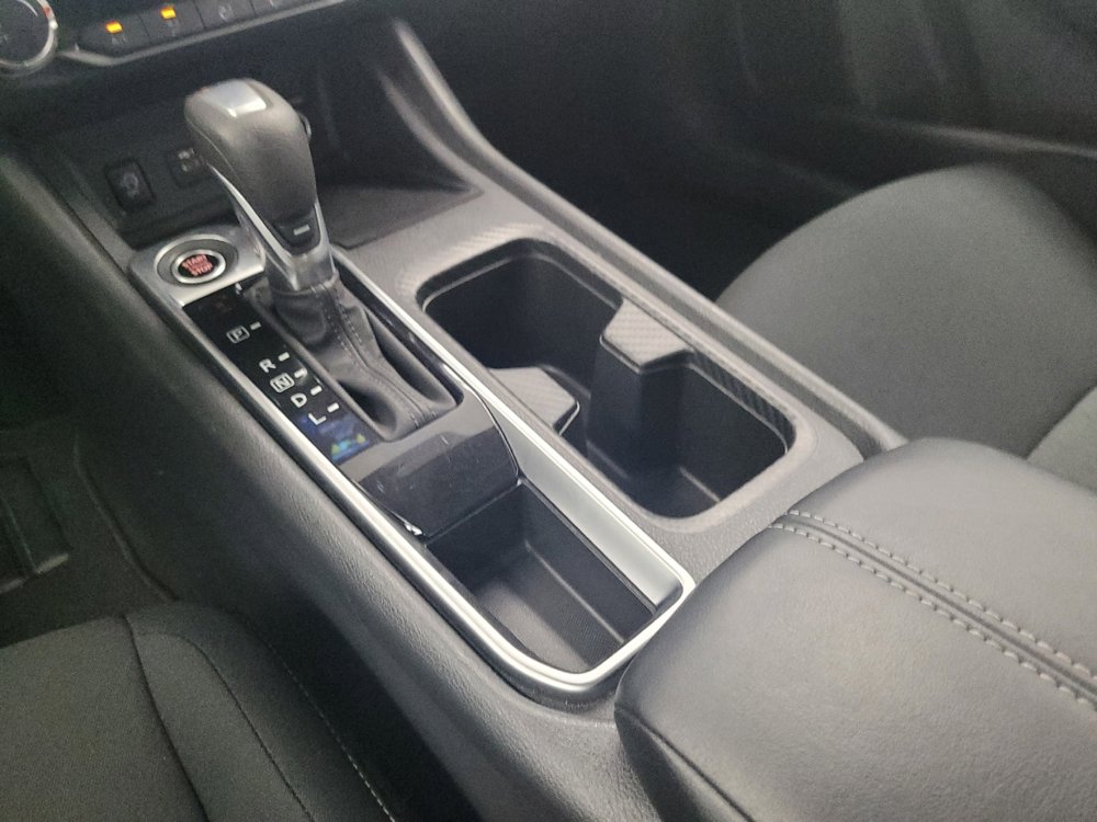 Used 2025 Nissan Sentra SV FWD image 26