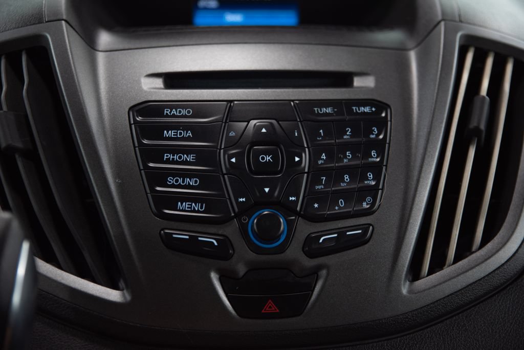 Used 2018 Ford Transit 150 XL RWD image 30