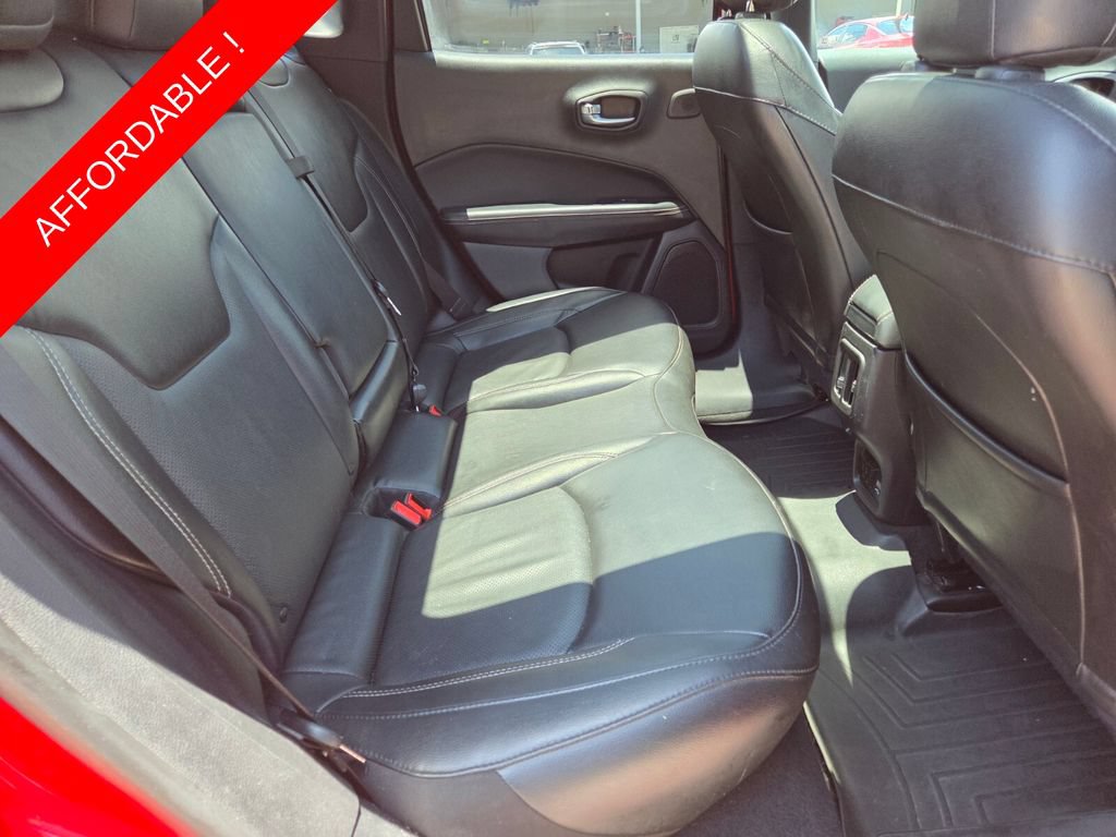 Used 2021 Jeep Compass Latitude w/ Sun and Sound Group AWD/4WD image 17