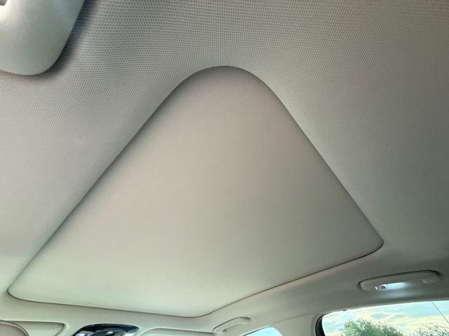 Used 2025 Hyundai Sonata Limited image 16