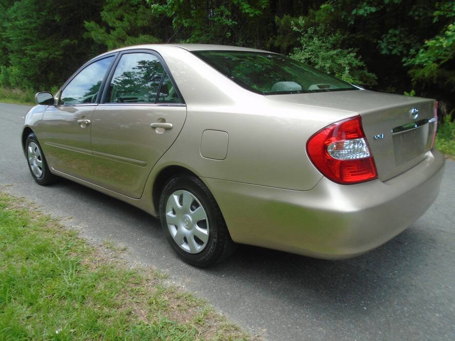 Used 2004 Toyota Camry LE FWD image 7