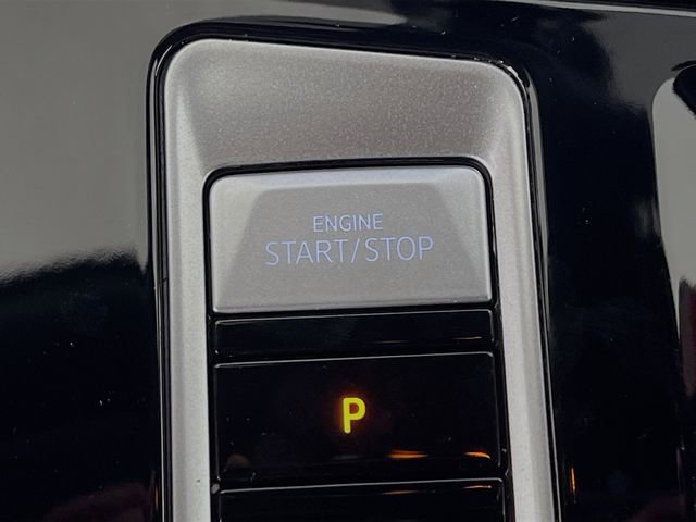 Used 2024 Volkswagen Atlas Cross Sport SE FWD image 19