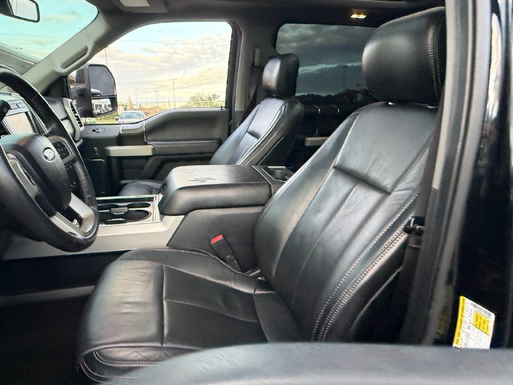 Used 2020 Ford F250 Lariat w/ Lariat Ultimate Package AWD/4WD image 12