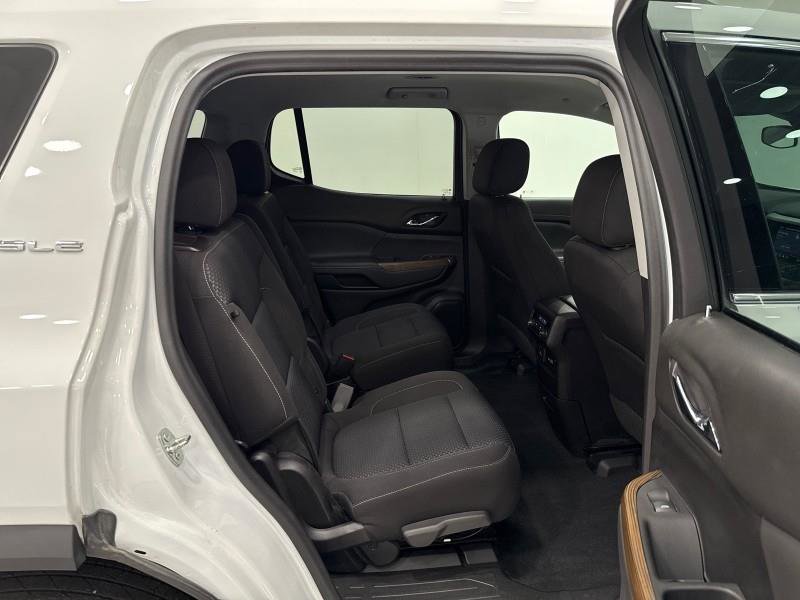 Used 2023 GMC Acadia SLE w/ Driver Convenience Package image 45