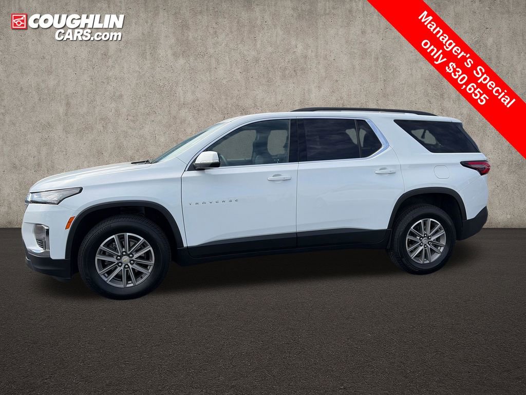 Used 2024 Chevrolet Traverse LT FWD image 2