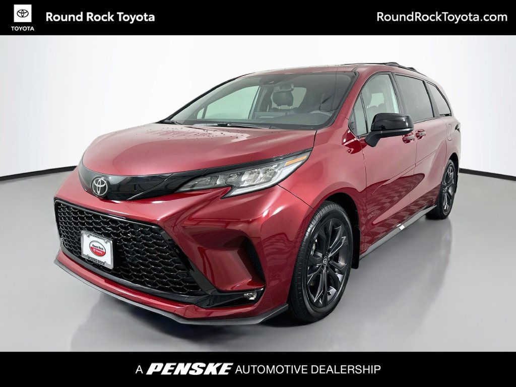 Certified 2026 Toyota Sienna XSE FWD image 1