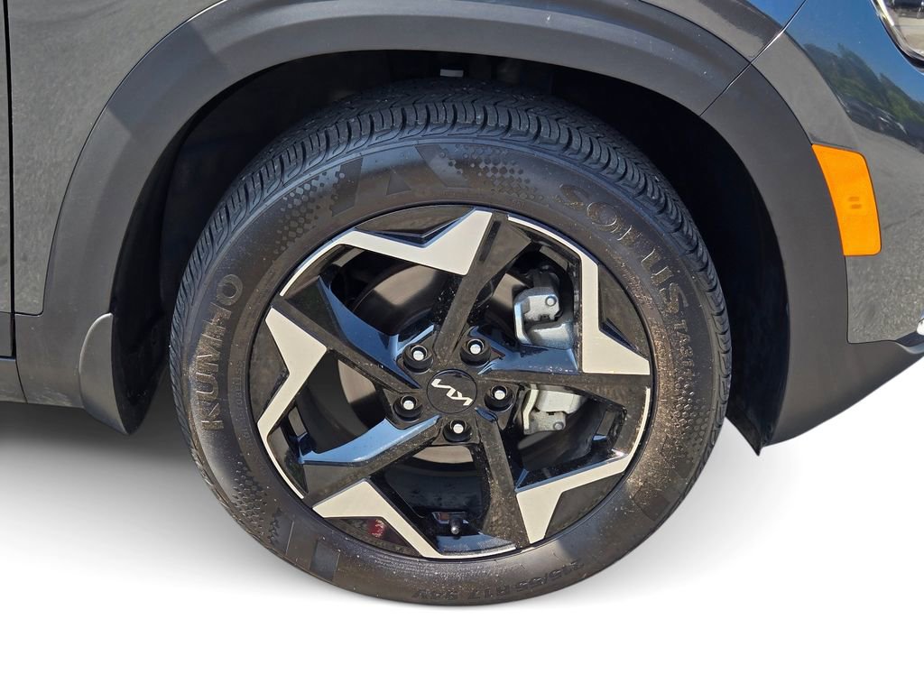 Certified 2025 Kia Seltos S FWD image 6