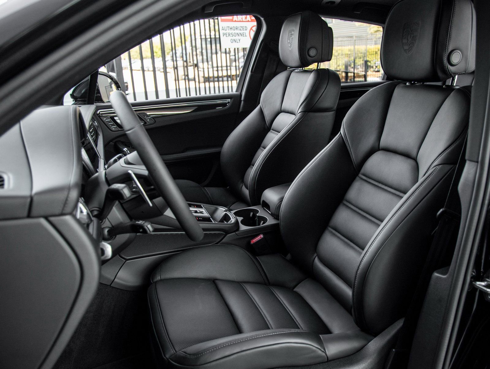 Used 2026 Porsche Macan S image 5