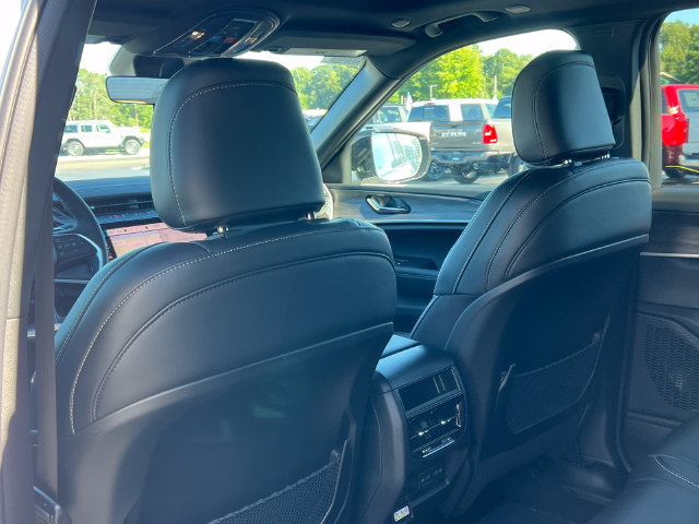 New 2027 Jeep Grand Cherokee 4WD image 30