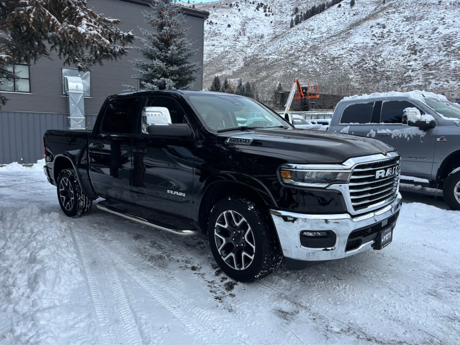 Used 2025 RAM 1500 Laramie w/ Trailer Tow Group image 9