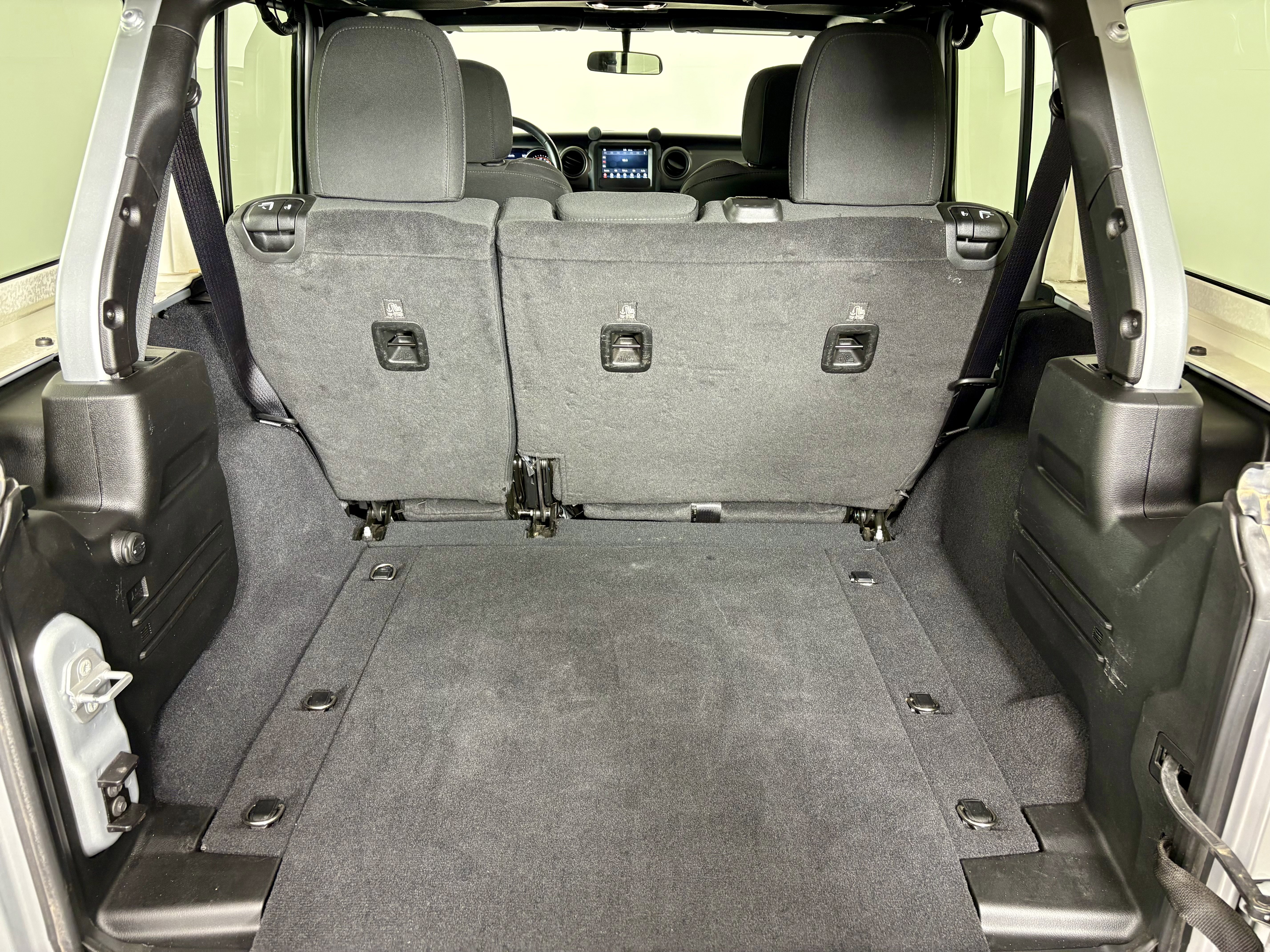 Certified 2022 Jeep Wrangler Unlimited Sport image 21