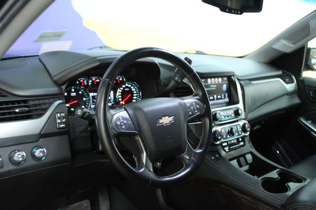 Used 2019 Chevrolet Tahoe LT w/ Z71 Midnight Edition AWD/4WD image 14