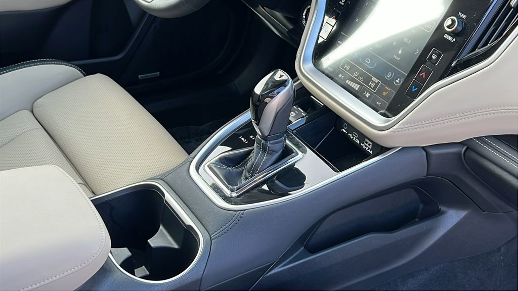 Certified 2025 Subaru Outback Limited image 14