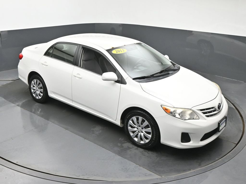 Used 2013 Toyota Corolla LE FWD image 3