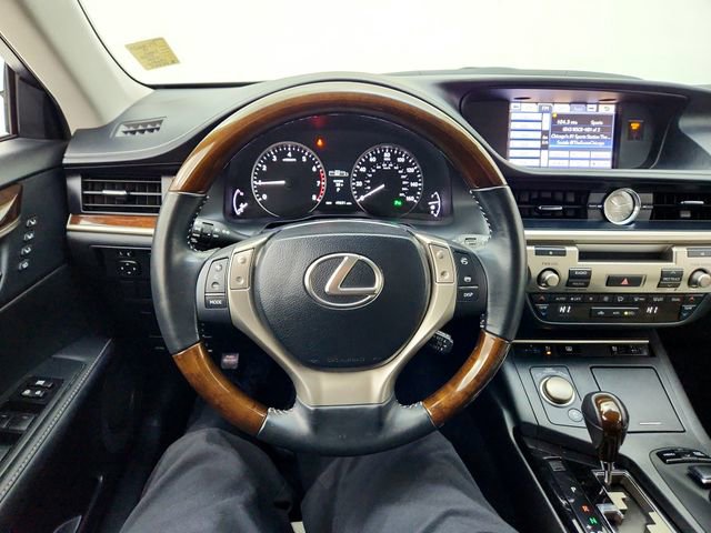 Used 2014 Lexus ES 350 350 w/ Luxury Package image 21