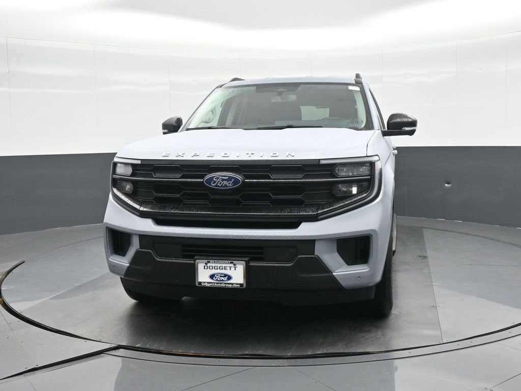 New 2026 Ford Expedition Active image 17
