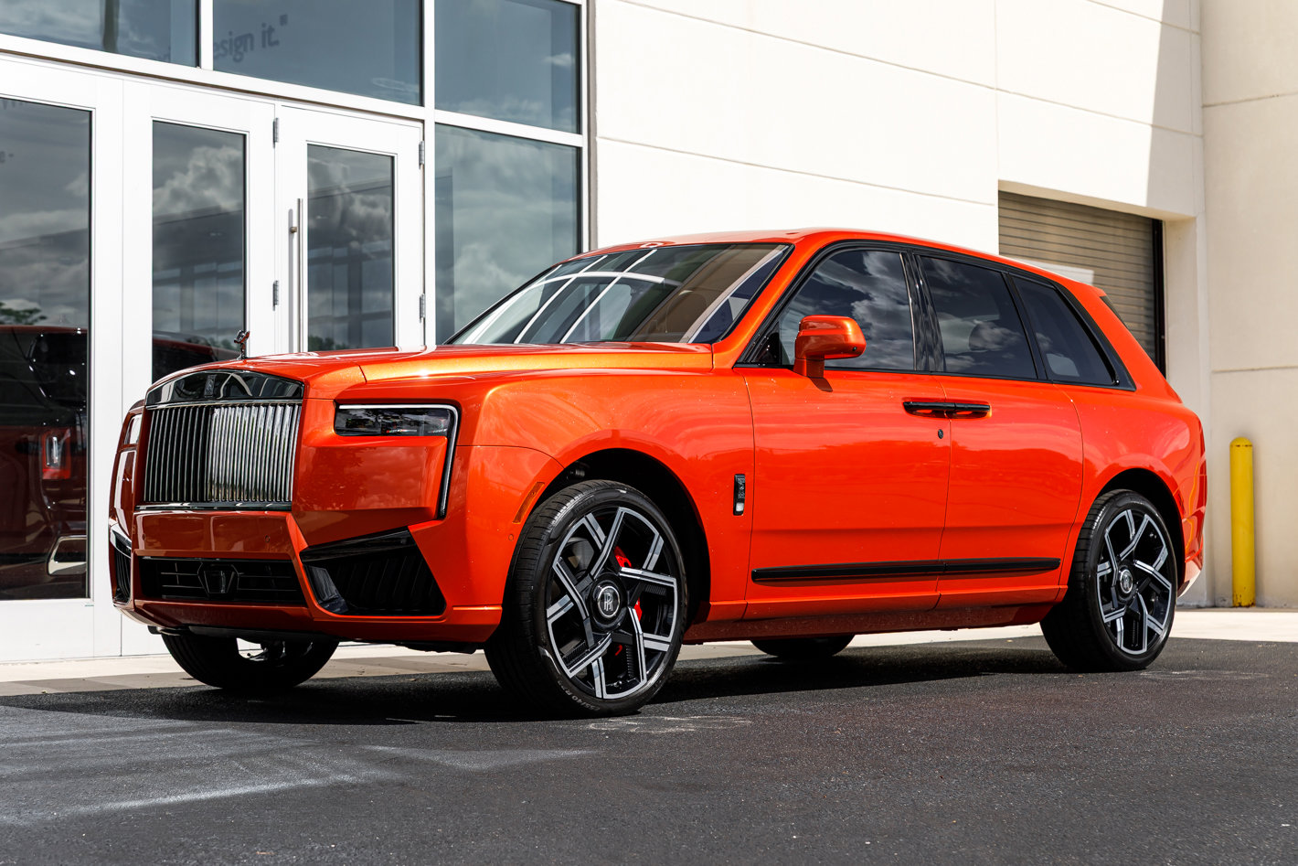 Certified 2026 Rolls-Royce Cullinan Black Badge AWD/4WD image 6