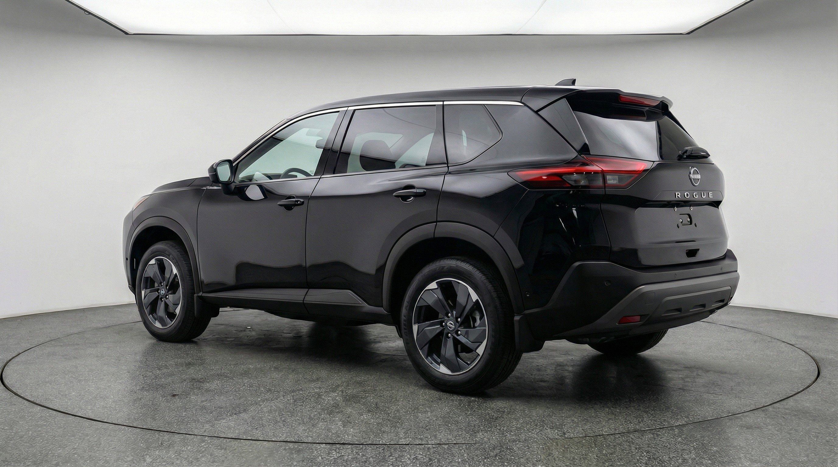 Used 2025 Nissan Rogue SV FWD image 6