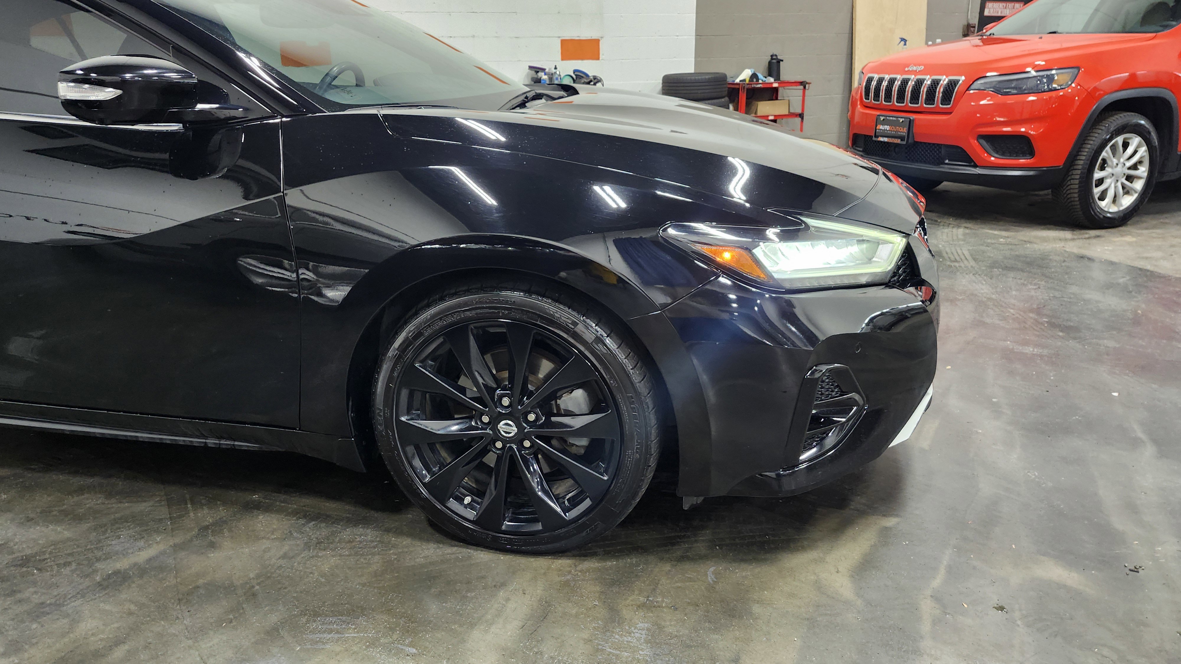 Used 2019 Nissan Maxima SR w/ Premium Package image 13