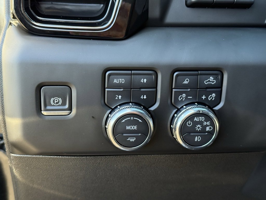 Used 2024 GMC Sierra 2500 AT4 w/ AT4 Premium Plus Package image 36