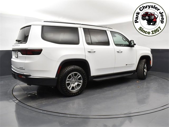 Used 2022 Jeep Wagoneer Series I image 6