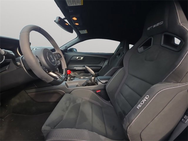 Used 2016 Ford Mustang Shelby GT350 image 10