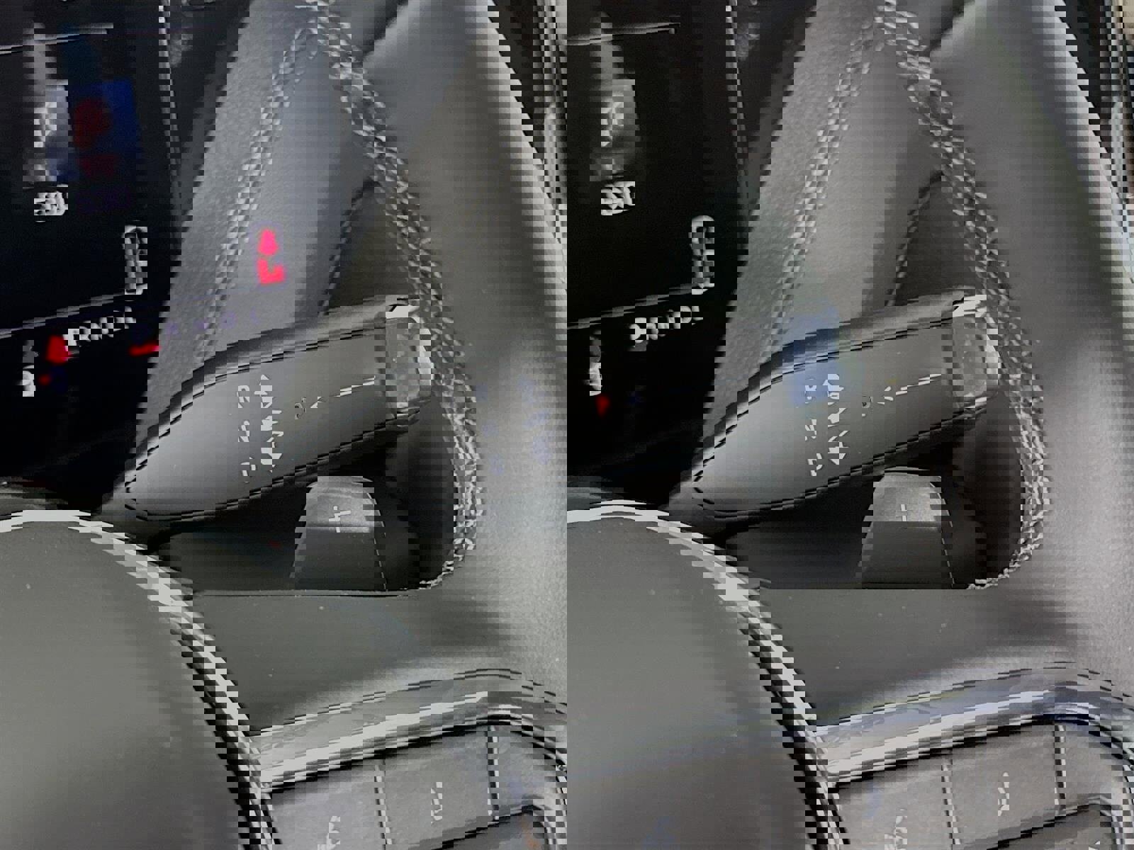 New 2026 GMC Yukon Denali w/ Denali Reserve Package image 19