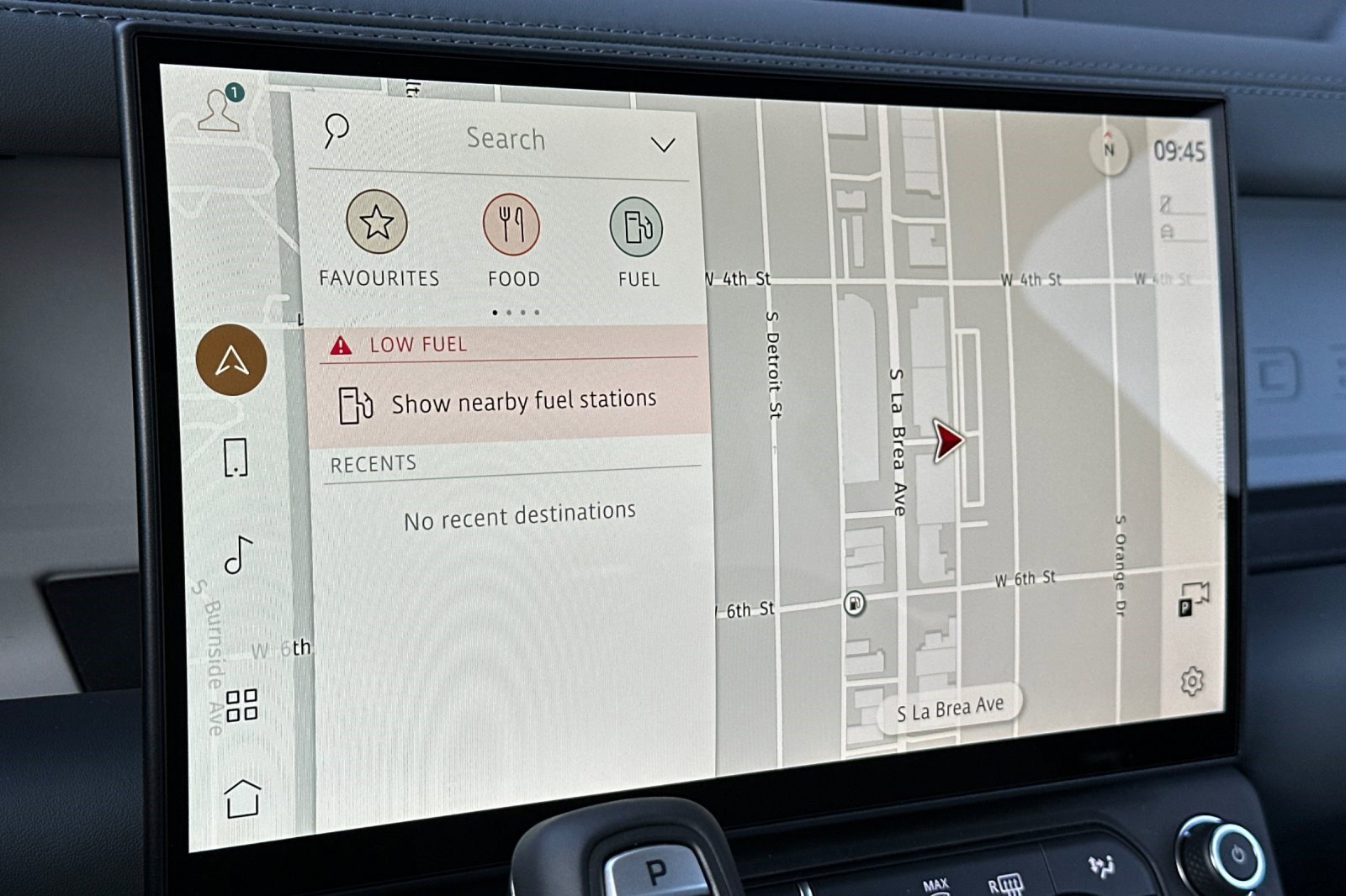New 2026 Land Rover Defender 110 X-Dynamic SE image 20