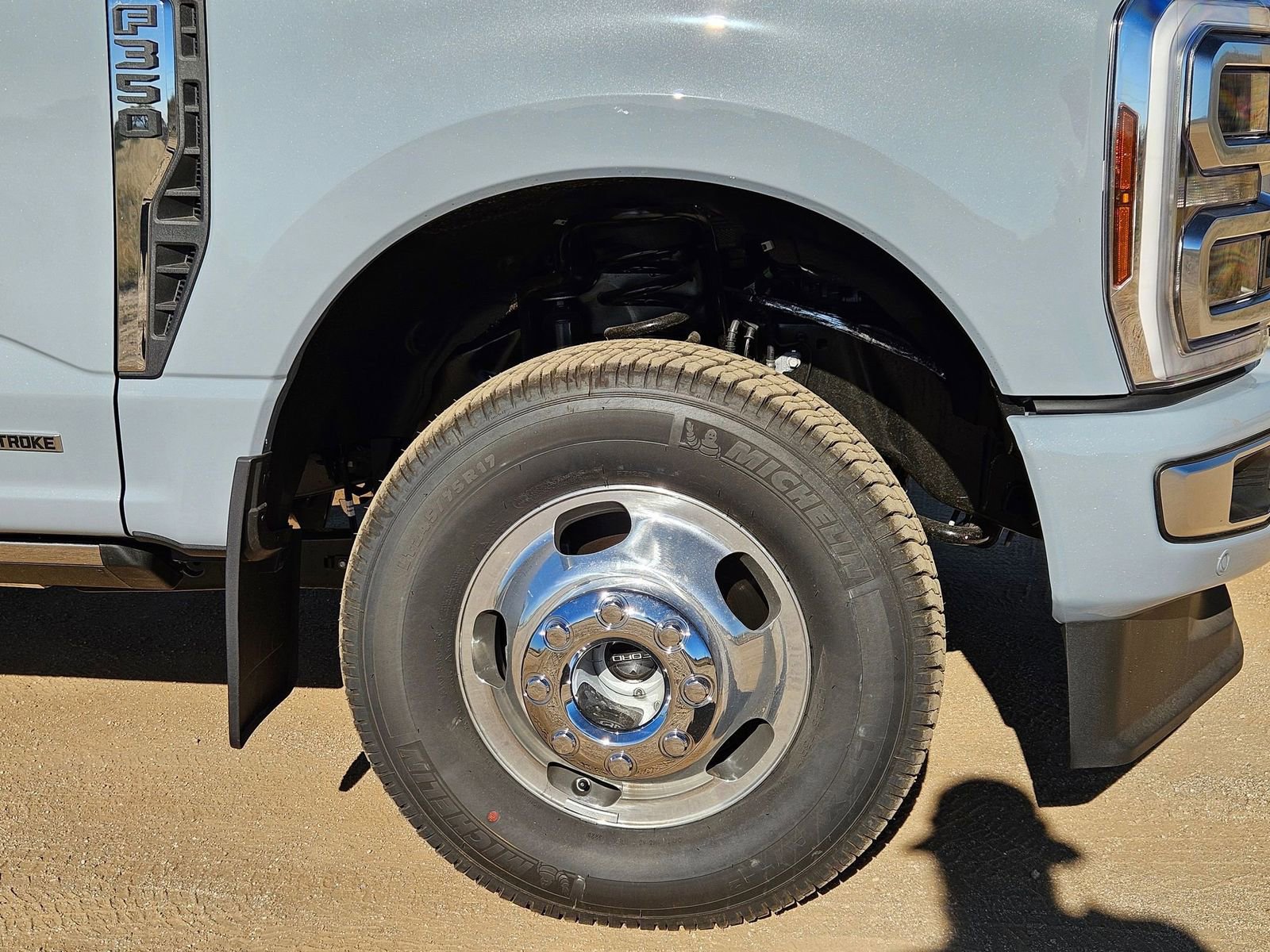 New 2026 Ford F350 Platinum w/ Platinum Plus Package image 10