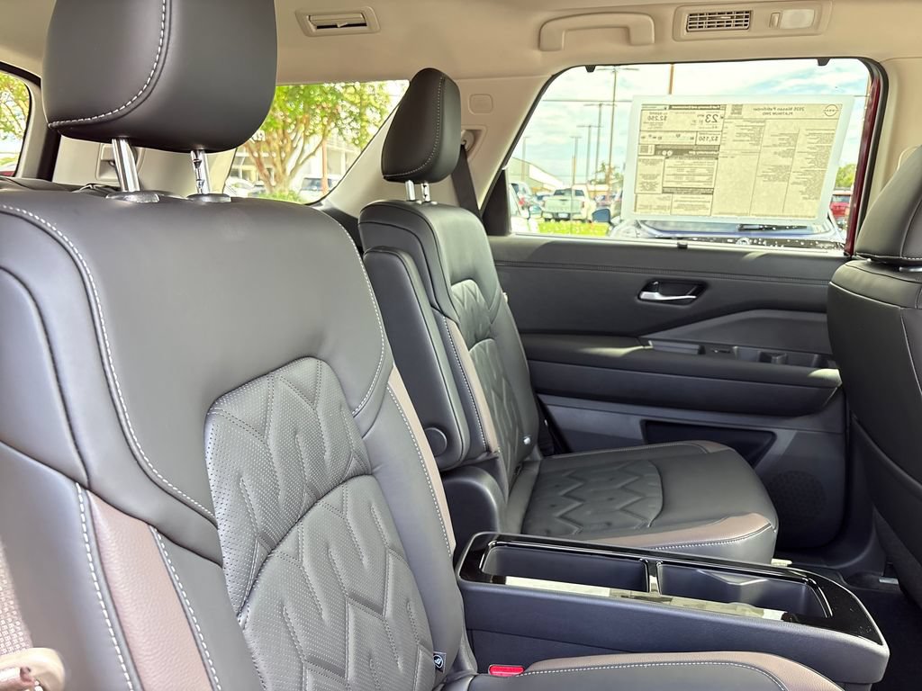 New 2026 Nissan Pathfinder Platinum FWD image 27