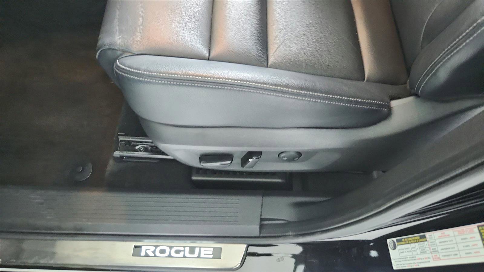 Used 2023 Nissan Rogue SL w/ SL Premium Package AWD/4WD image 11