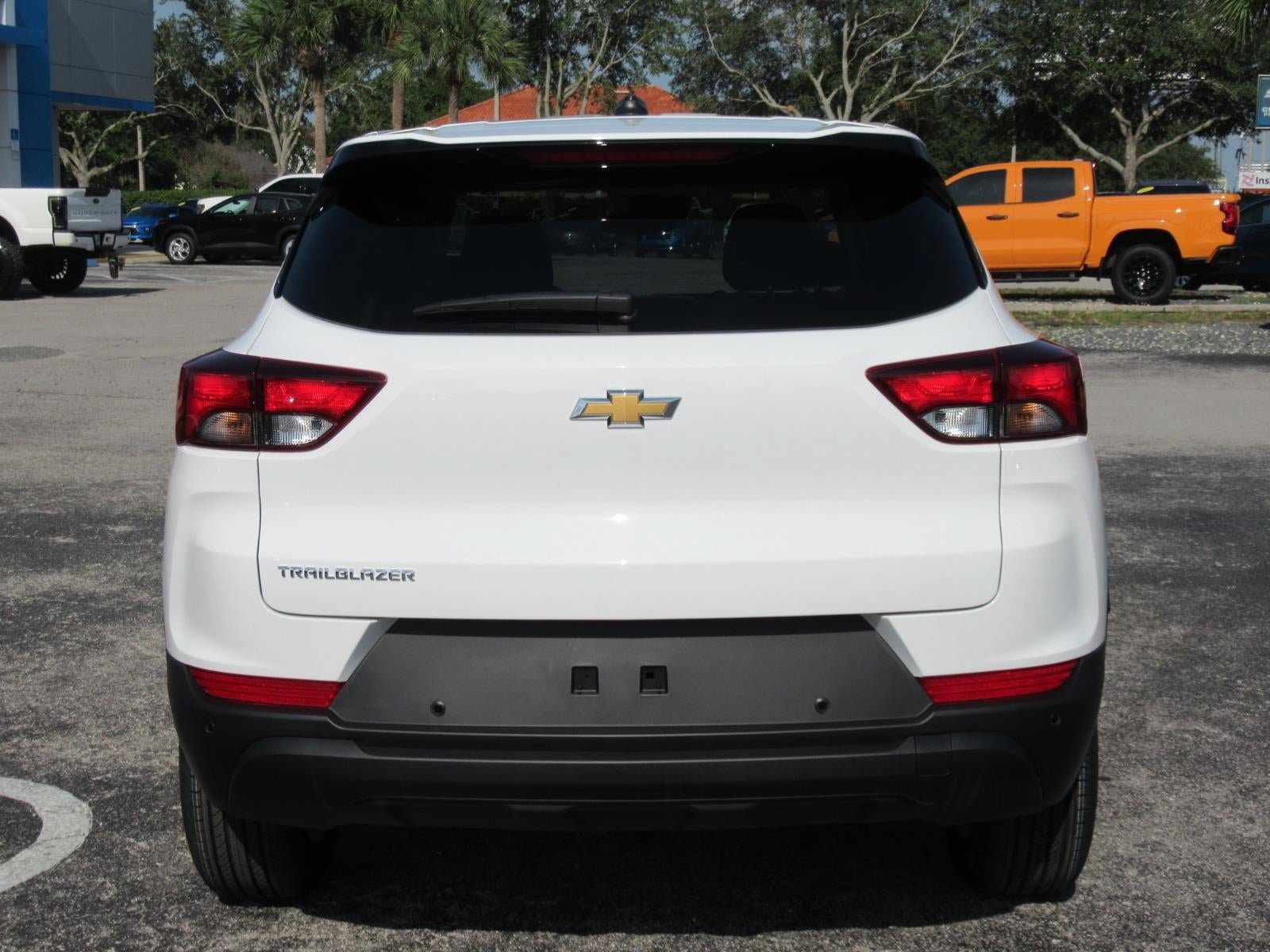 New 2026 Chevrolet TrailBlazer LS w/ LS Convenience Package FWD image 6