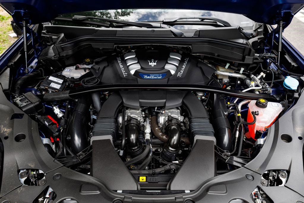 New 2026 Maserati Grecale Modena image 10