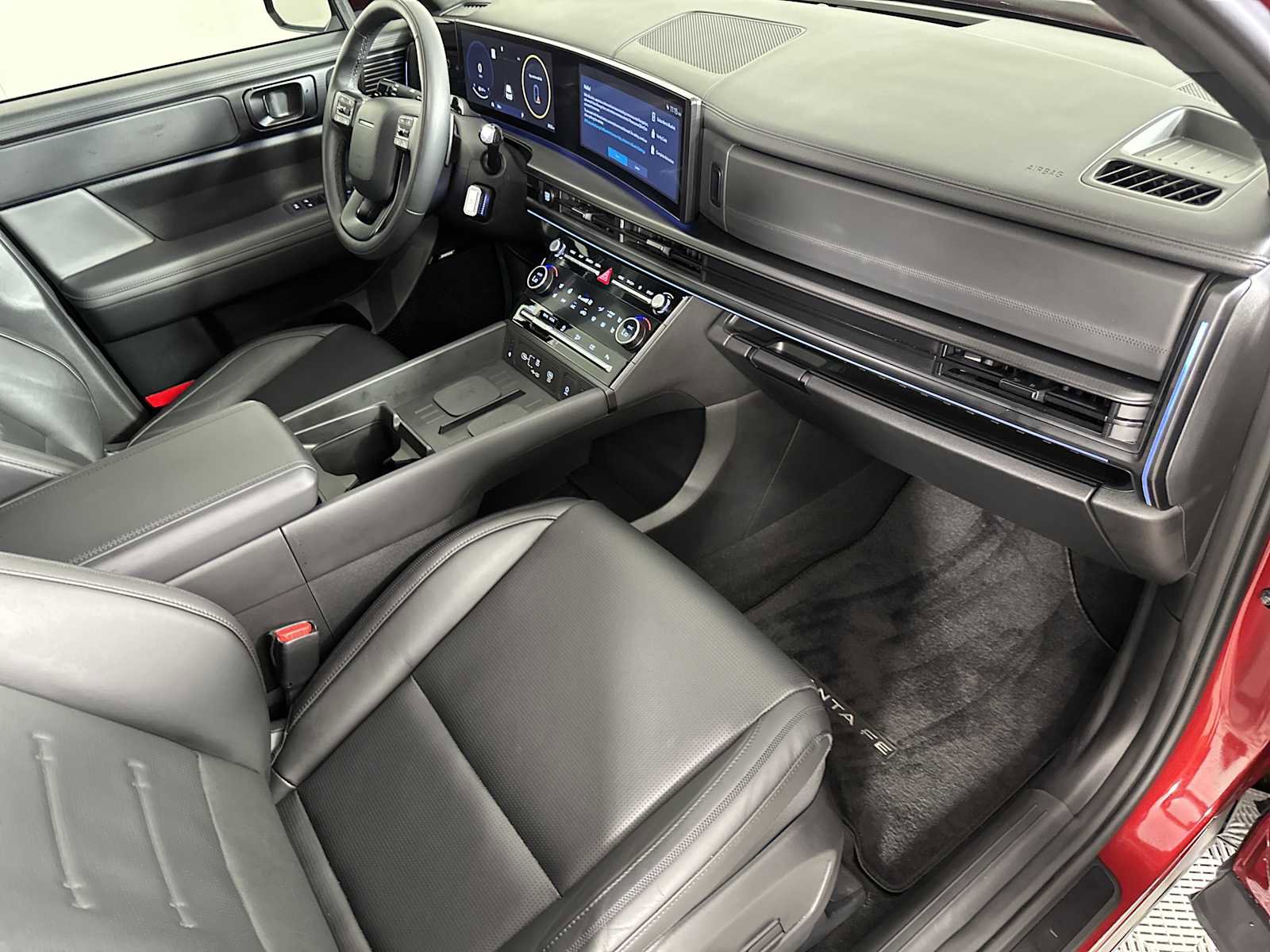 Used 2025 Hyundai Santa Fe Calligraphy w/ Tow & Go Package FWD image 30