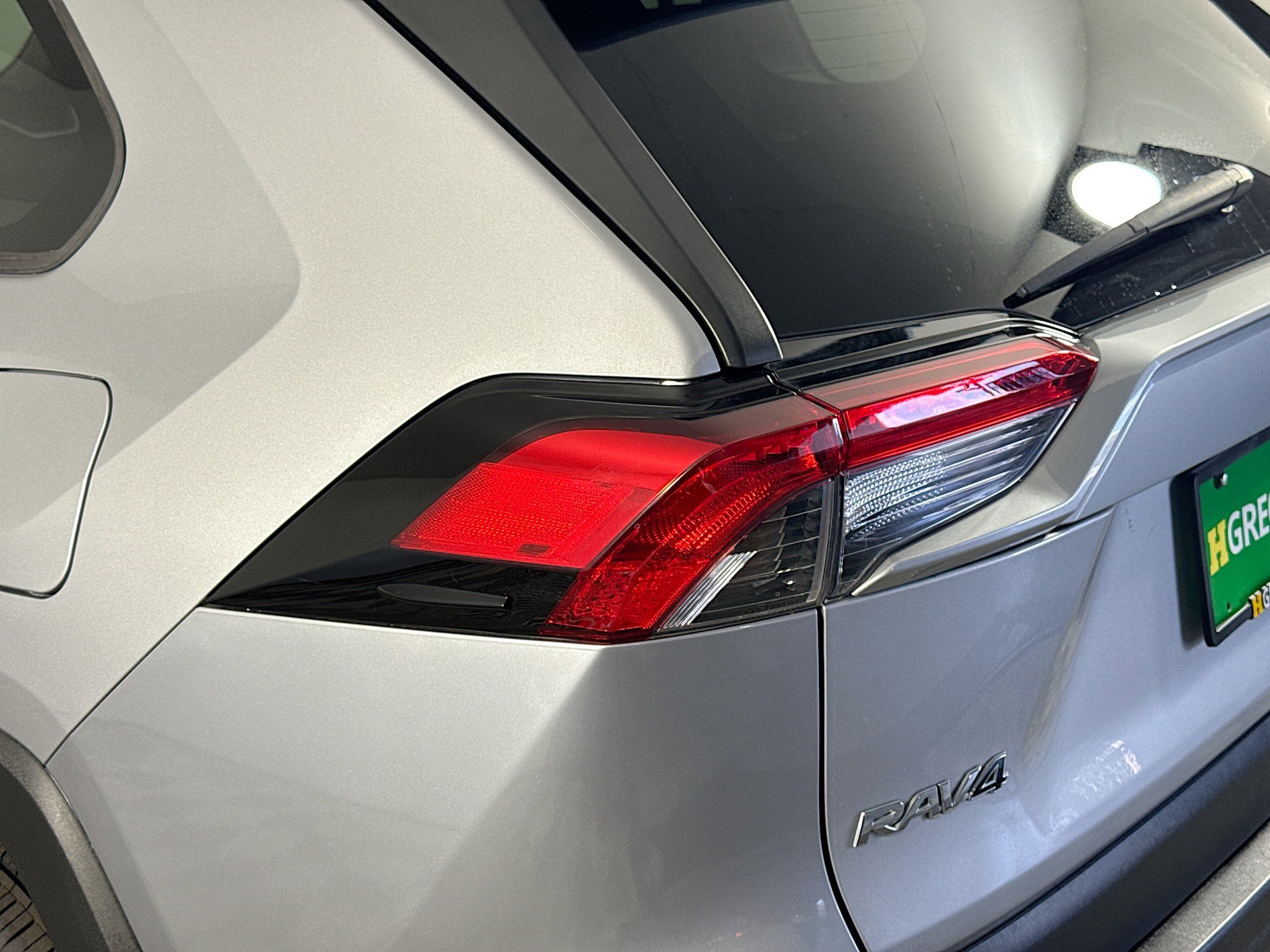 Used 2022 Toyota RAV4 XLE image 36