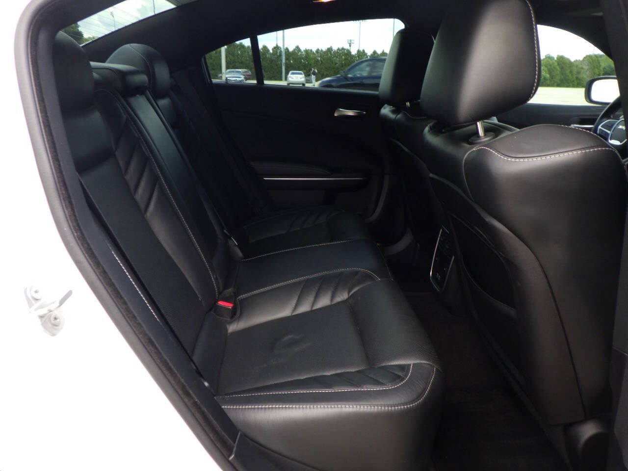 Used 2018 Dodge Charger SRT w/ Technology Group RWD image 19