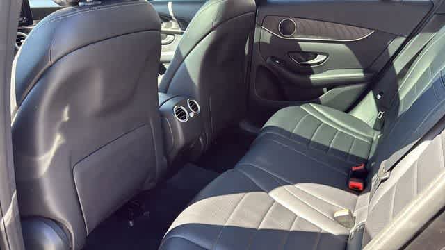 Used 2016 Mercedes-Benz GLC 300 4MATIC image 31