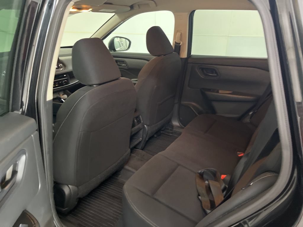 Used 2024 Nissan Rogue S AWD/4WD image 24