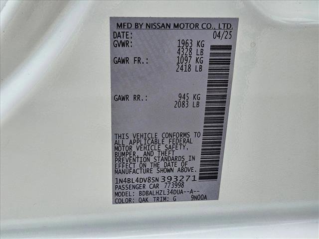Used 2025 Nissan Altima 2.5 SV FWD image 23