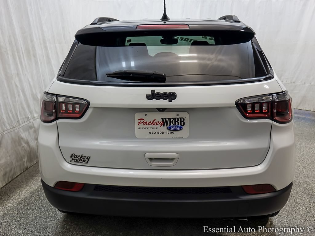 Used 2022 Jeep Compass Latitude FWD image 6