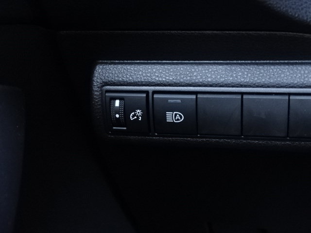 New 2027 Toyota Corolla LE FWD image 30