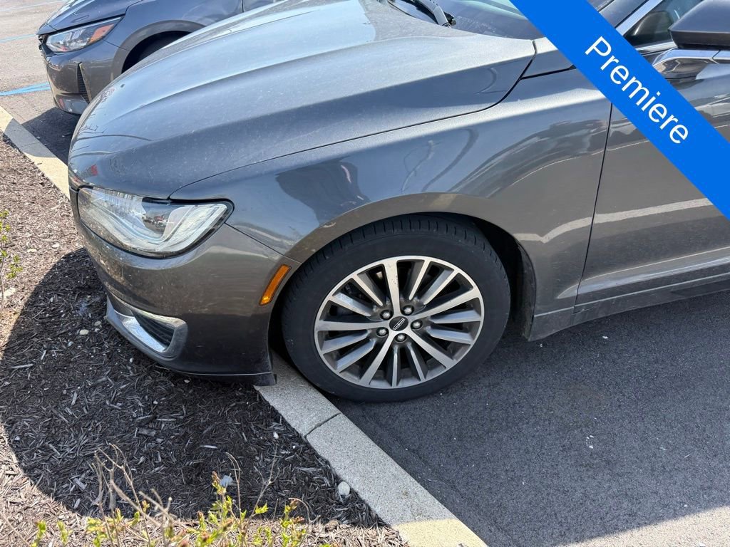 Used 2017 Lincoln MKZ Premiere image 7