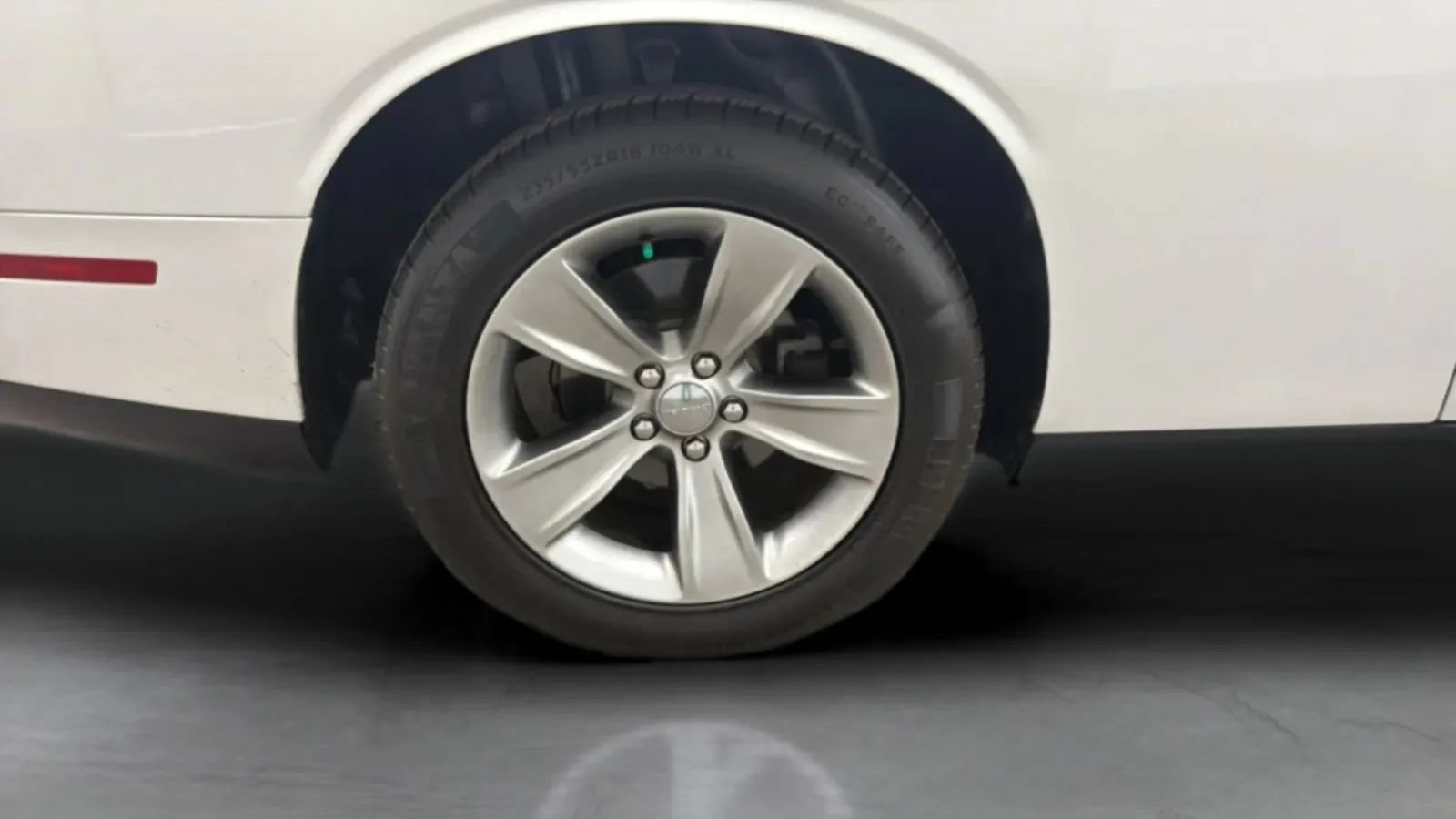 Used 2017 Dodge Challenger SXT RWD image 25