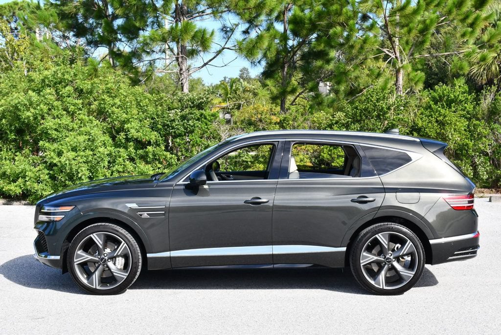 Used 2025 Genesis GV80 3.5T Prestige AWD/4WD image 3